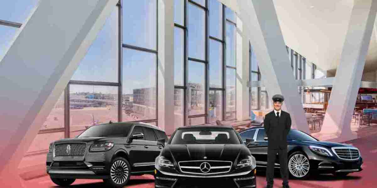 Luxury Black Car Service in EWR Airport