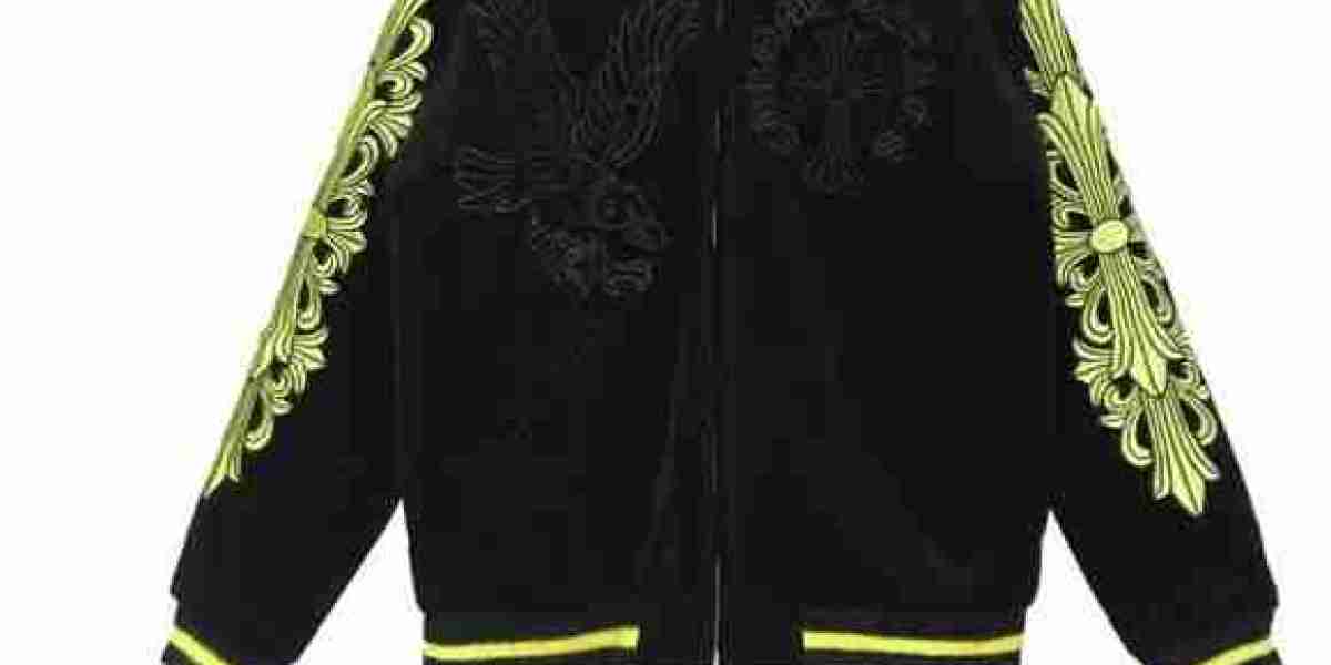 Chrome Hearts Hoodies: A Fashion Essential for Every Season