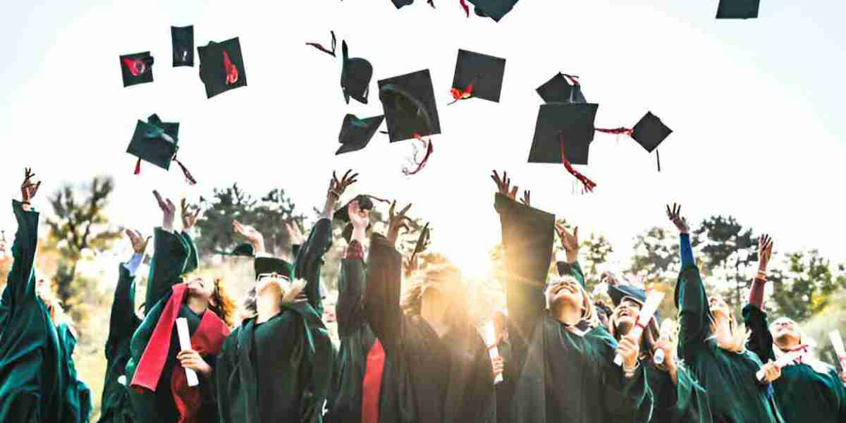 Bachelor of Business Administration (BBA) and BS Nursing in Lahore: Top Career Choices