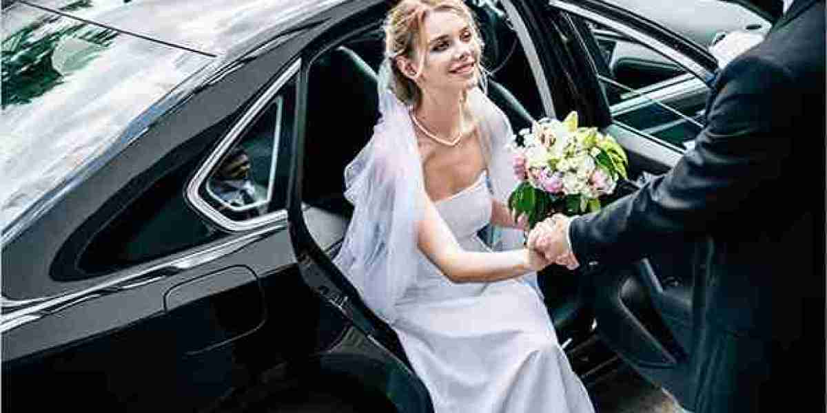 Make Your Wedding Day Memorable With a Royal Ride for Special Moments