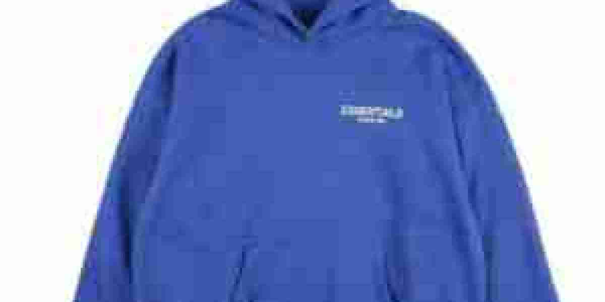 Essential Hoodie for Simple, Sleek Comfort
